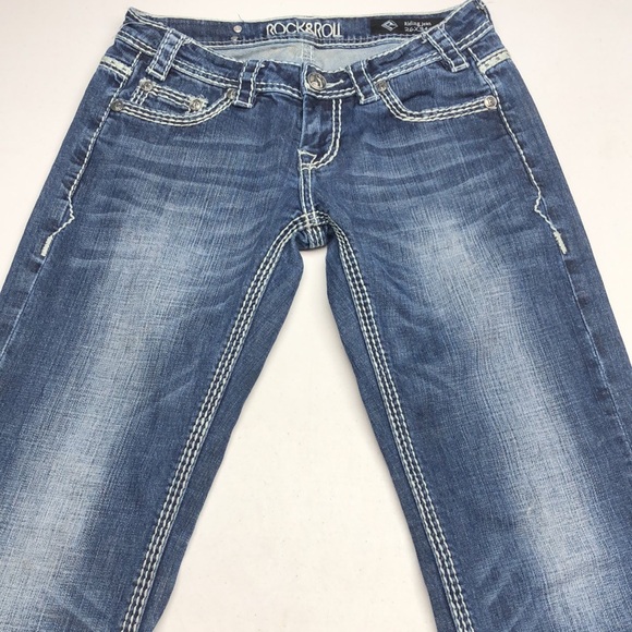 LIKE NEW ROCK & ROLL COWGIRL RIDING JEANS 26x34 ๐ - Picture 5 of 15